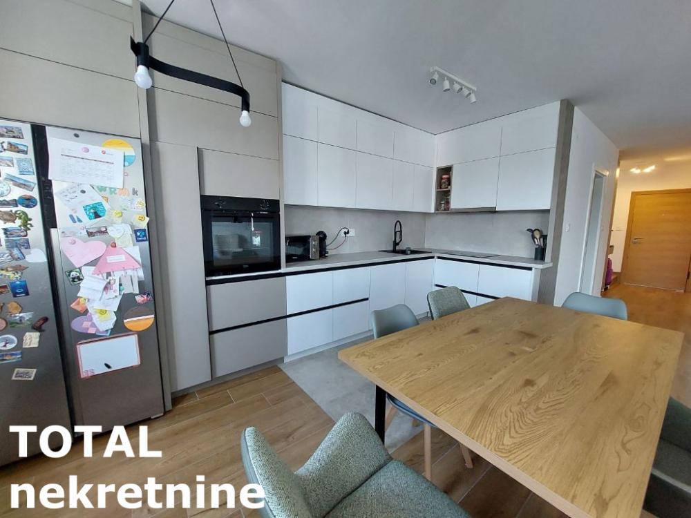 Slika 8 - Stan,NOVI SAD,TELEP,kv: 89.00, € 285000, ID: 1102889
