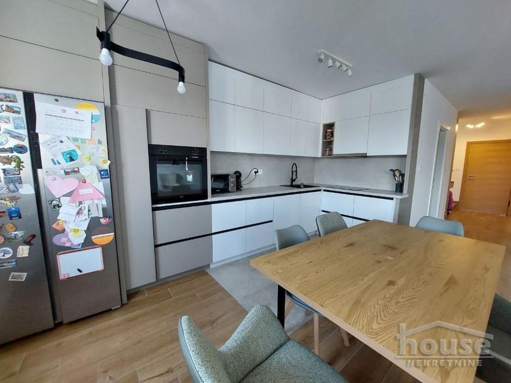 Slika 8 - Stan,NOVI SAD,TELEP,kv: 89.00, € 285000, ID: 1066043