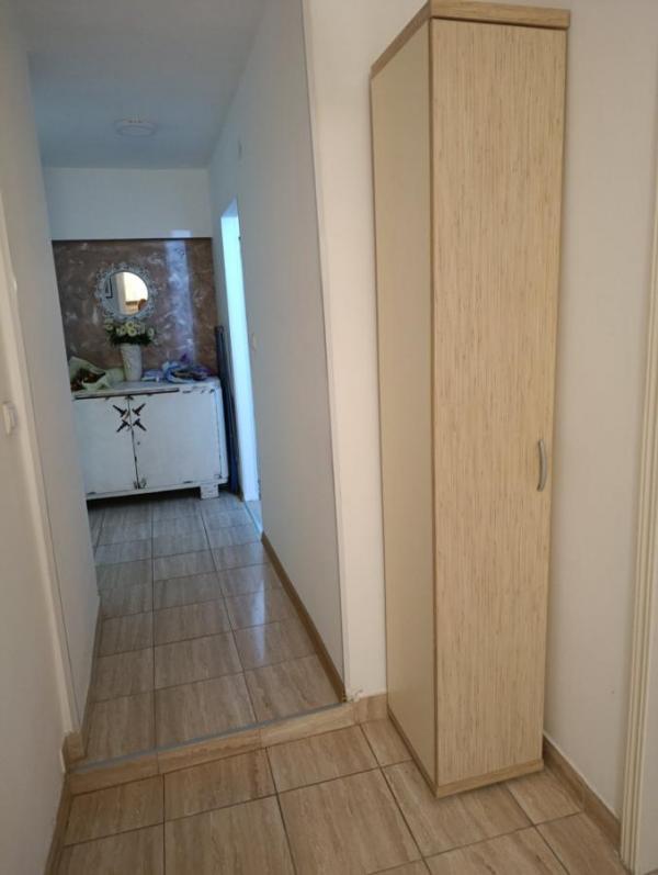 Slika 10 - Dvoiposoban, 52m2, Stari grad Novi Sad, ima lift
