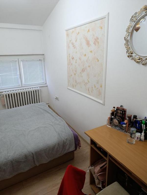 Slika 7 - Dvoiposoban, 52m2, Stari grad Novi Sad, ima lift