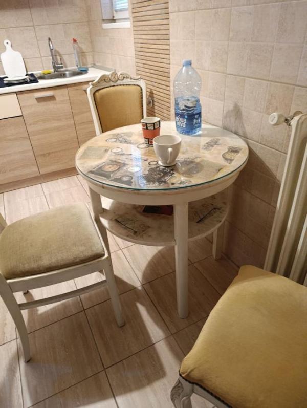 Slika 3 - Dvoiposoban, 52m2, Stari grad Novi Sad, ima lift