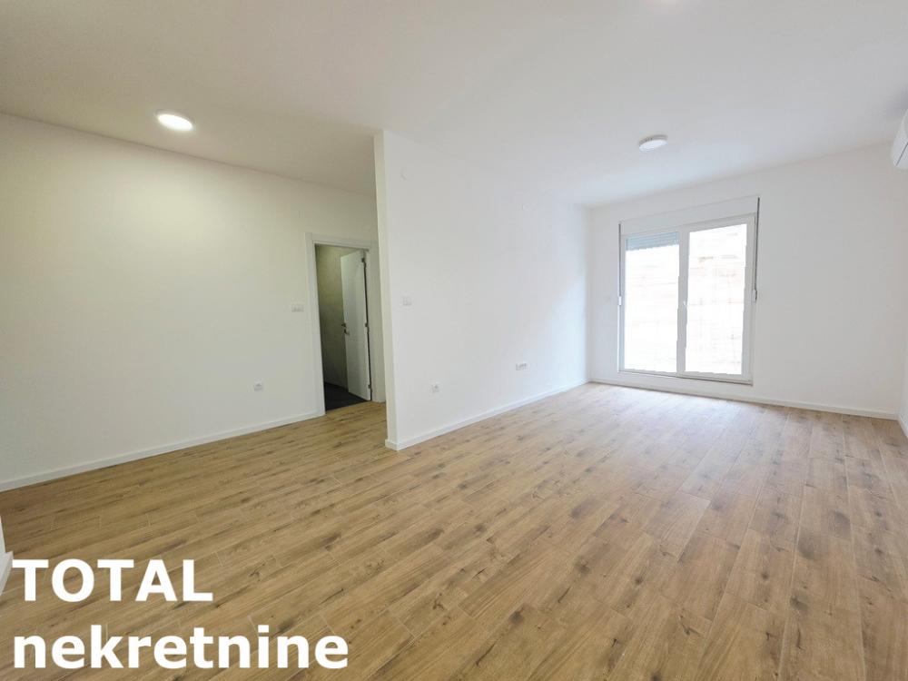 Slika 1 - Stan,NOVI SAD,KLISA,kv: 38.00, € 77490, ID: 1102888