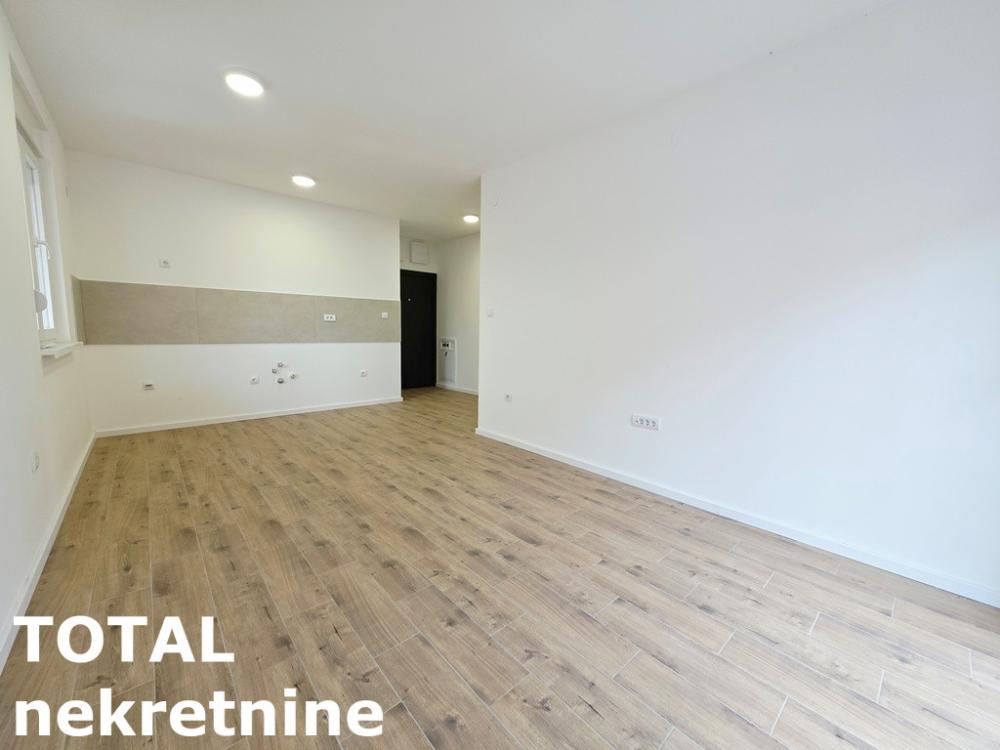 Slika 2 - Stan,NOVI SAD,KLISA,kv: 38.00, € 77490, ID: 1102888