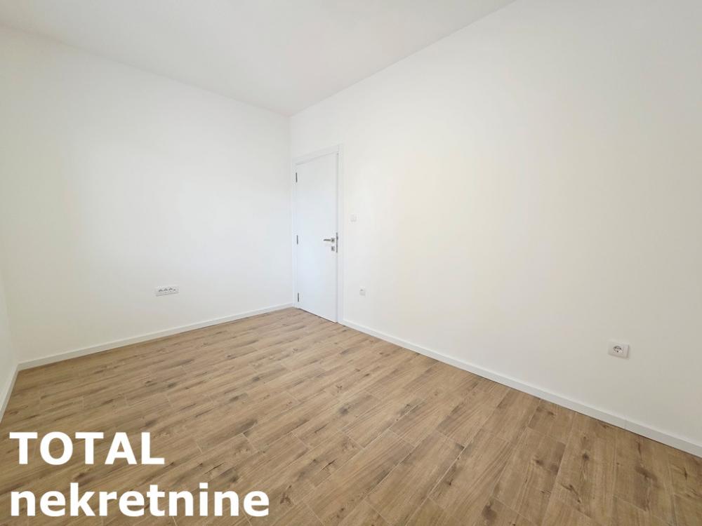 Slika 6 - Stan,NOVI SAD,KLISA,kv: 38.00, € 77490, ID: 1102888