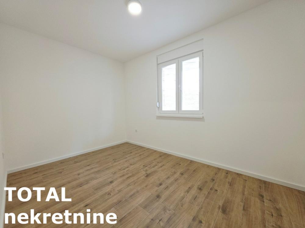 Slika 5 - Stan,NOVI SAD,KLISA,kv: 38.00, € 77490, ID: 1102888