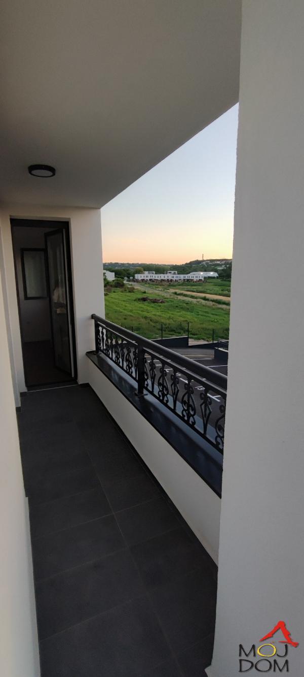 Glavna slika -Stan,PETROVARADIN,ALIBEGOVAC,kv: 79, € 206000, ID: 1032513