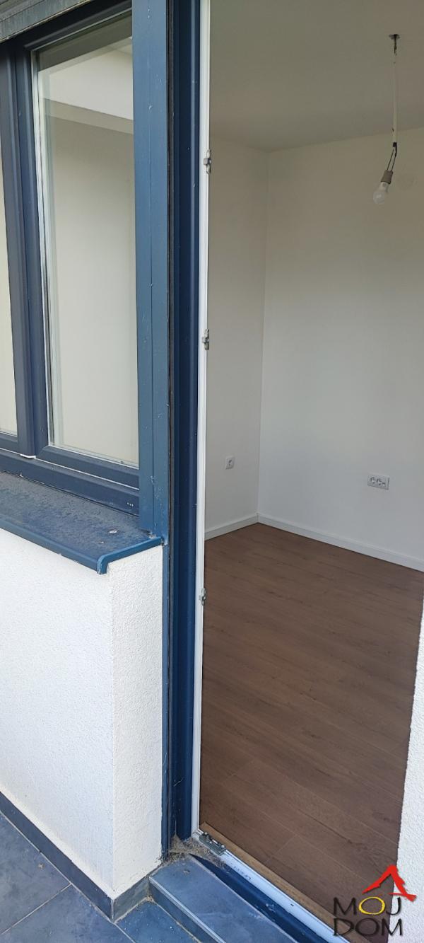 Slika 7 - Stan,PETROVARADIN,ALIBEGOVAC,kv: 79, € 206000, ID: 1032513