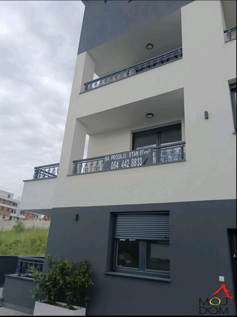 Slika 3 - Stan,PETROVARADIN,ALIBEGOVAC,kv: 79, € 206000, ID: 1032513