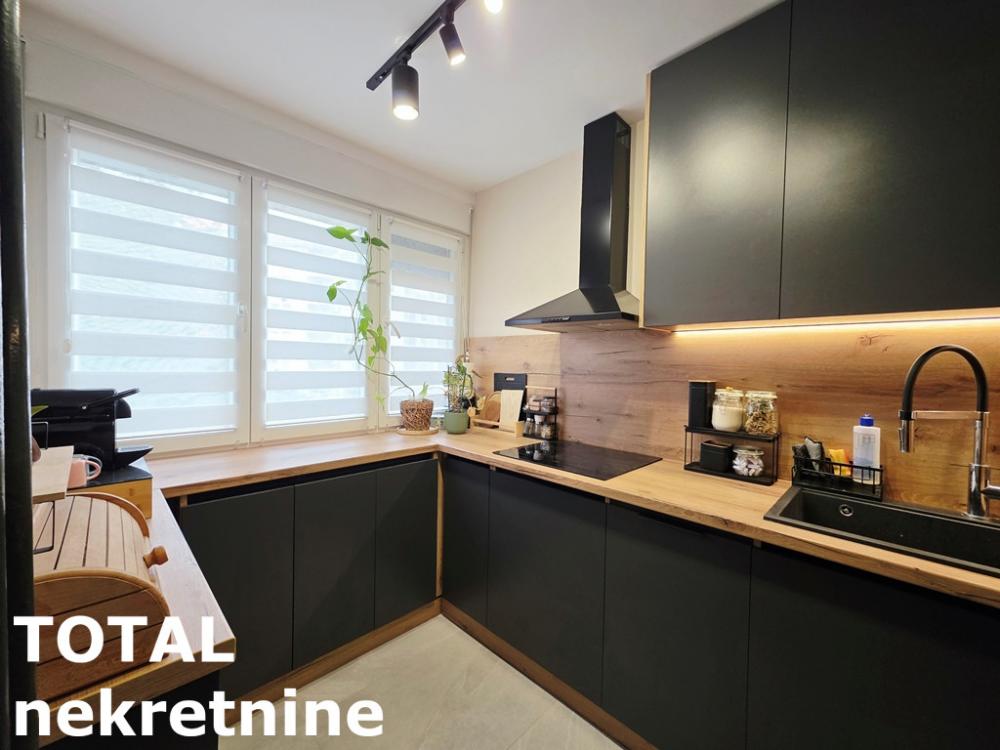 Slika 8 - Stan,NOVI SAD,CENTAR,kv: 76.00, € 252000, ID: 1102765