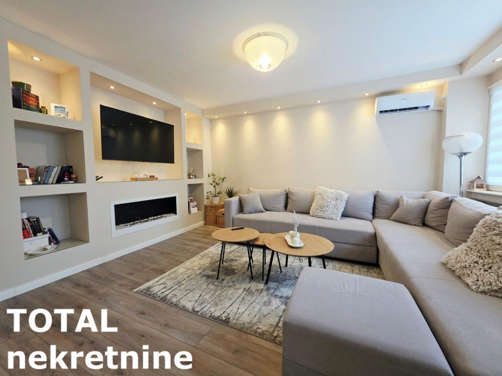 Slika 1 - Stan,NOVI SAD,CENTAR,kv: 76.00, € 252000, ID: 1102765
