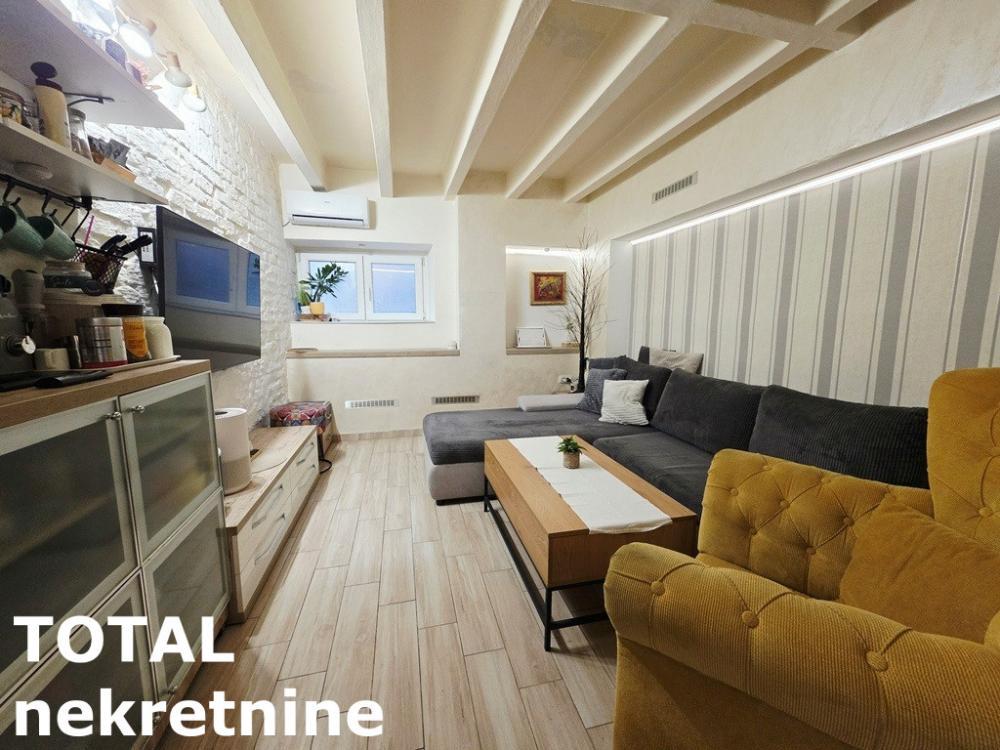 Glavna slika -Stan,NOVI SAD,CENTAR,kv: 33.00, € 110000, ID: 1102897