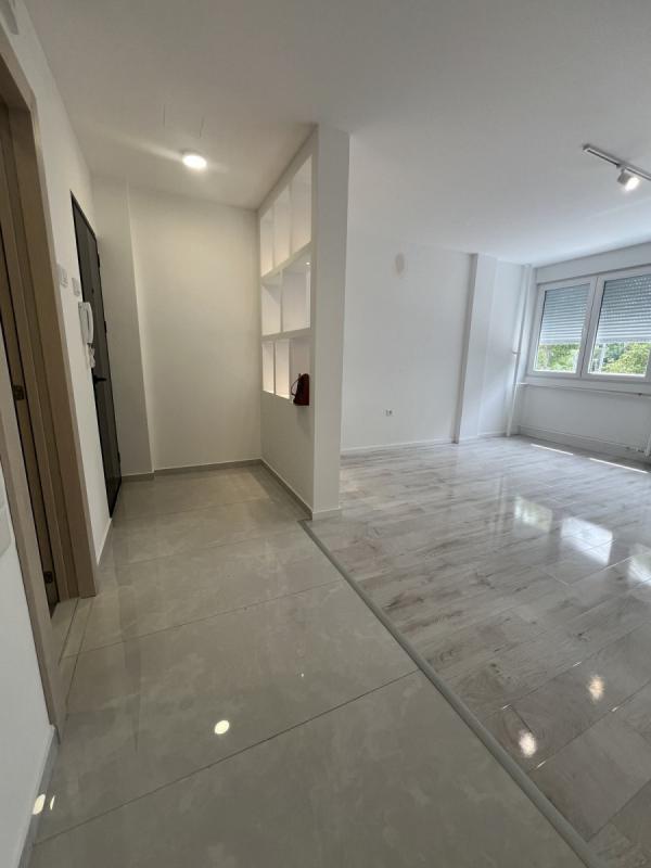 Slika 3 - Stan,NOVI SAD,LIMAN 2,kv: 39.00, € 153500, ID: 1059622