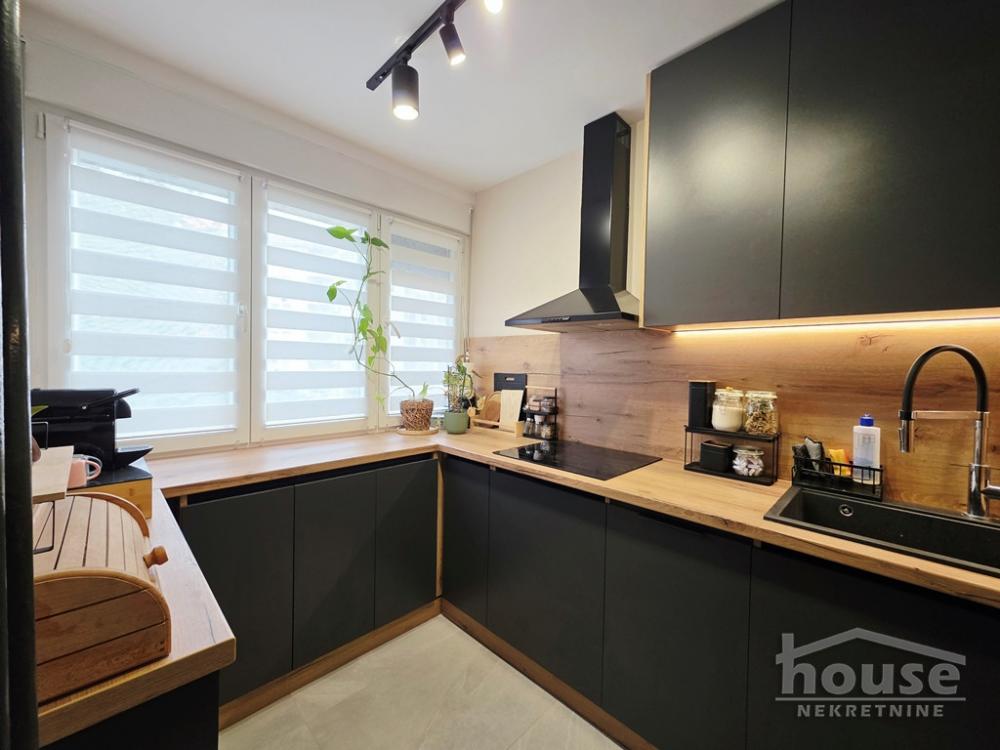 Slika 8 - Stan,NOVI SAD,CENTAR,kv: 76.00, € 252000, ID: 1065919