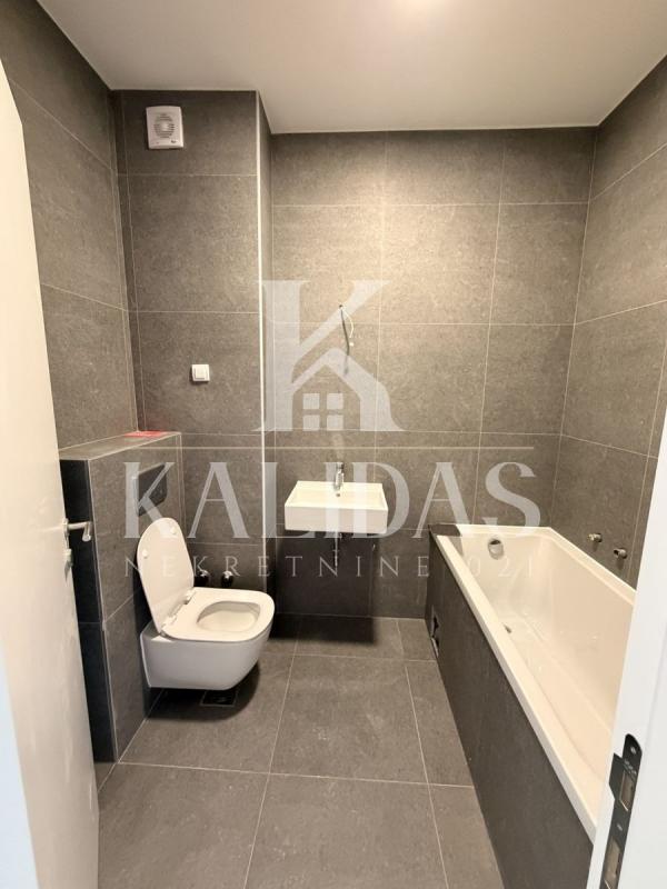 Slika 6 - Stan,NOVI SAD,TELEP,kv: 65, € 184400, ID: 1008887