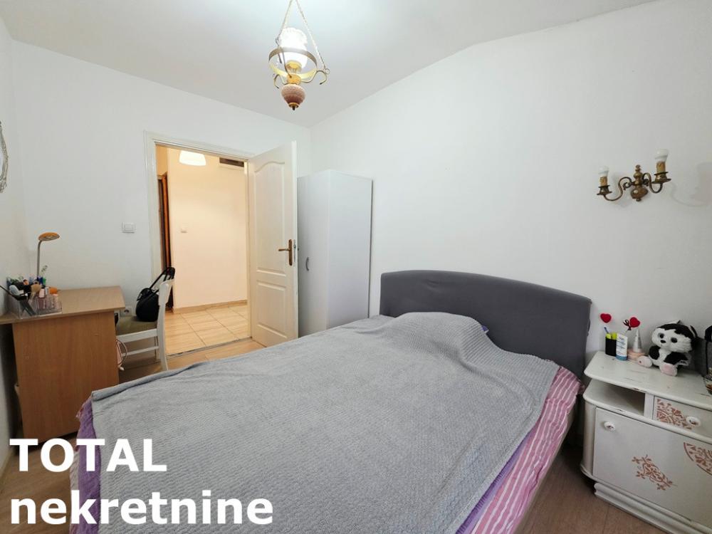 Slika 11 - Stan,NOVI SAD,CENTAR,kv: 52.00, € 150000, ID: 1102917