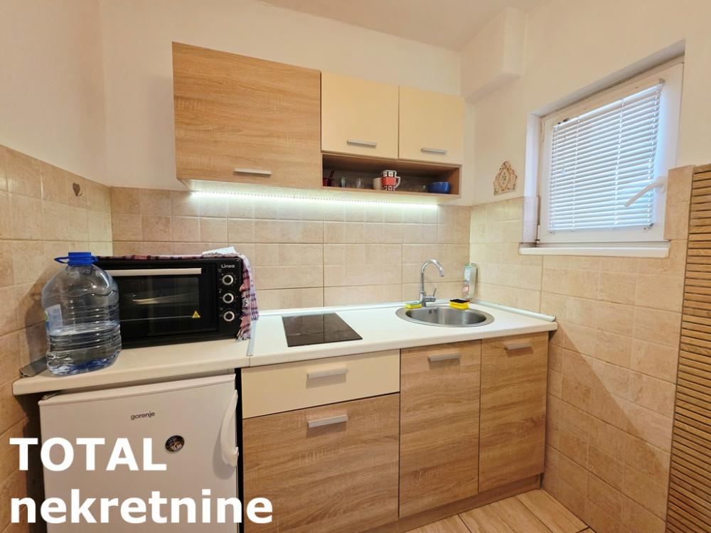 Slika 5 - Stan,NOVI SAD,CENTAR,kv: 52.00, € 150000, ID: 1102917