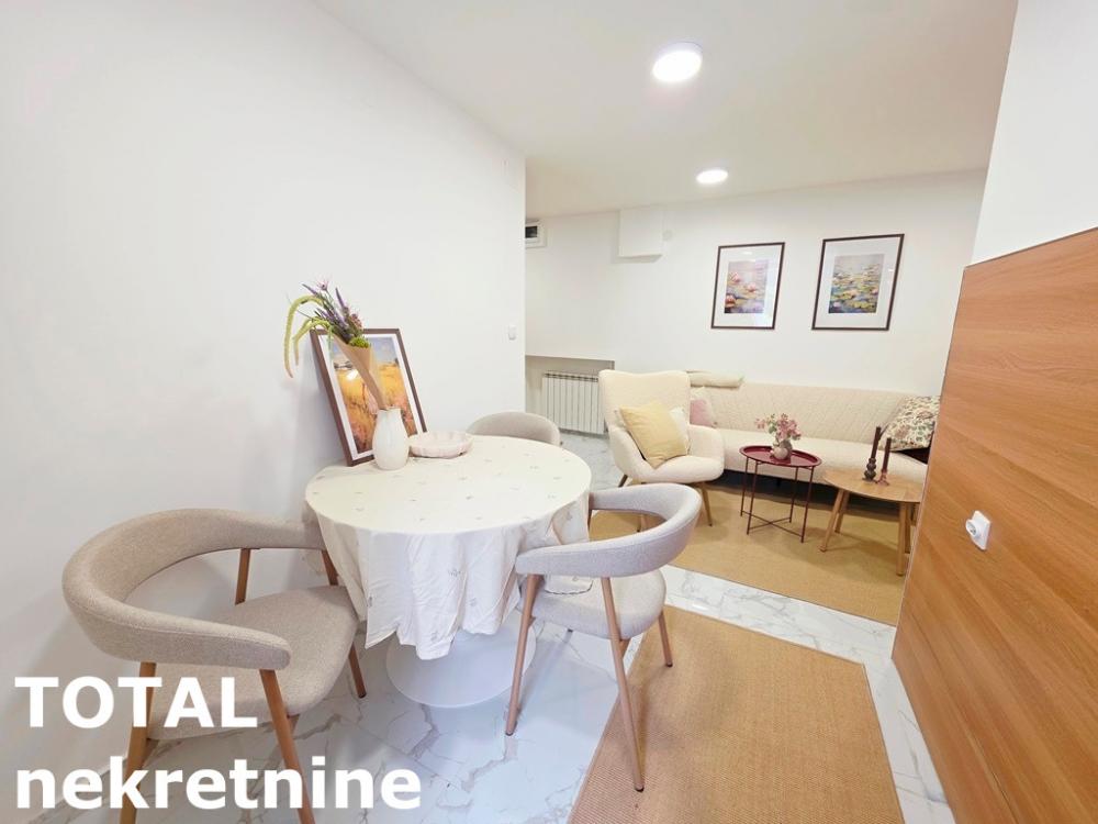 Slika 4 - Stan,NOVI SAD,CENTAR,kv: 27.00, € 110000, ID: 1101292