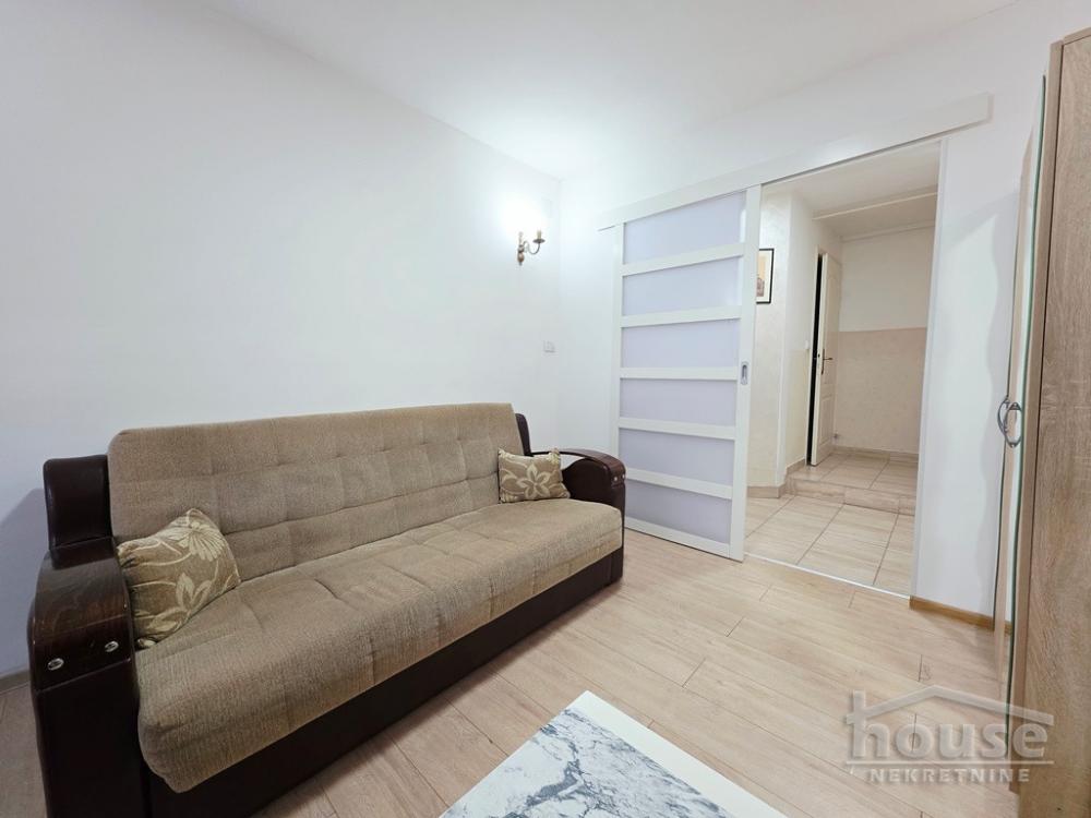 Slika 3 - Stan,NOVI SAD,CENTAR,kv: 52.00, € 150000, ID: 1066071