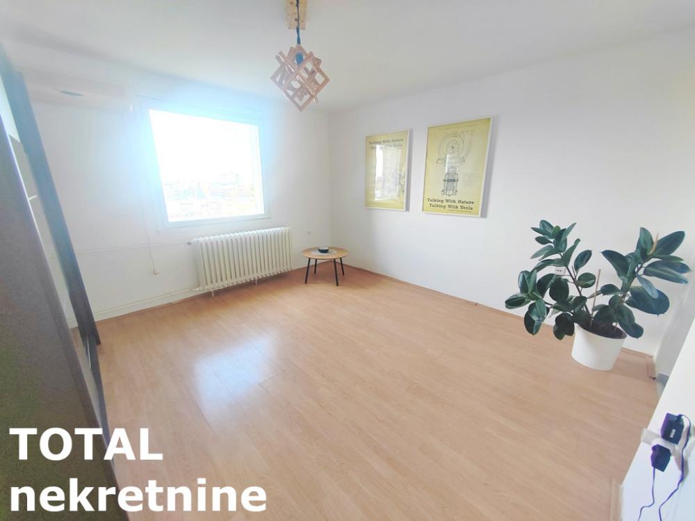 Slika 3 - Stan,NOVI SAD,LIMAN 3,kv: 31.00, € 115000, ID: 1102924