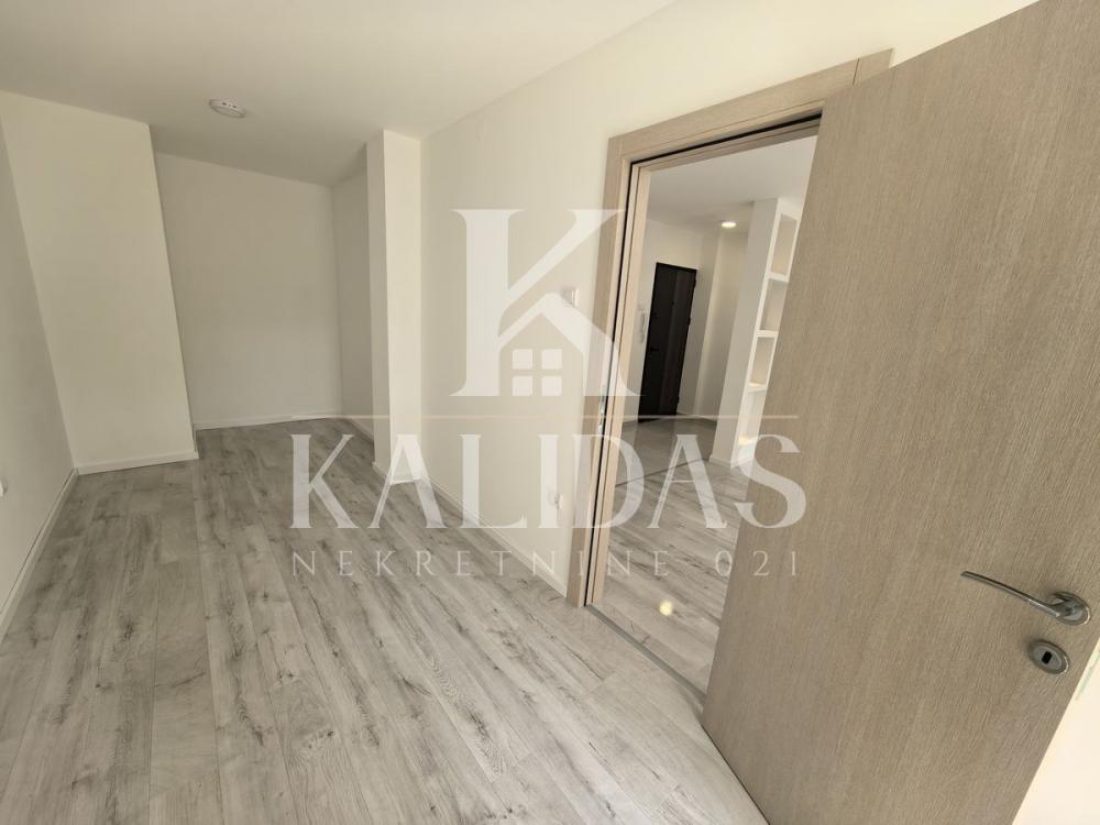 Slika 2 - Stan,NOVI SAD,LIMAN 2,kv: 39, € 153400, ID: 1008888
