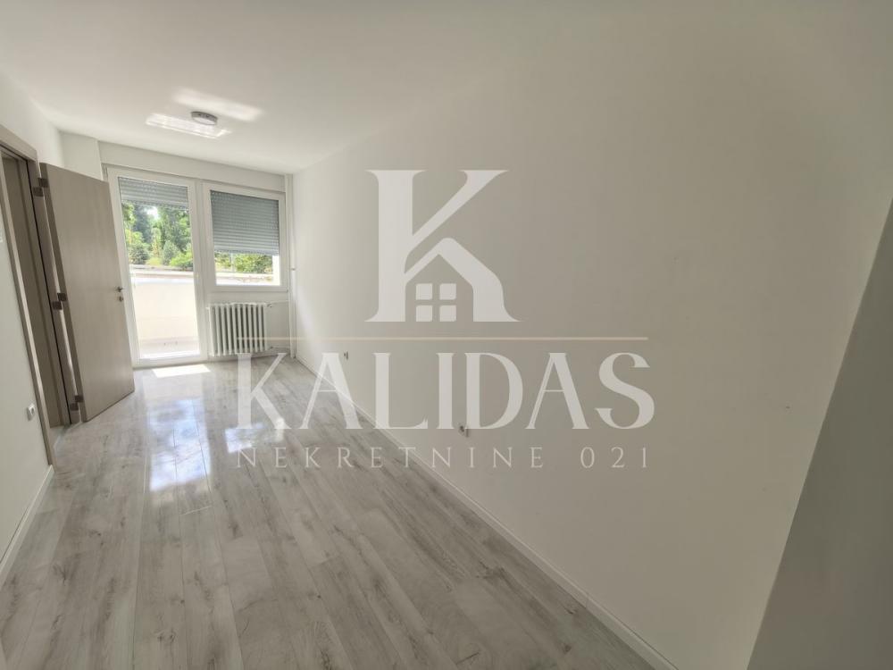 Slika 3 - Stan,NOVI SAD,LIMAN 2,kv: 39, € 153400, ID: 1008888