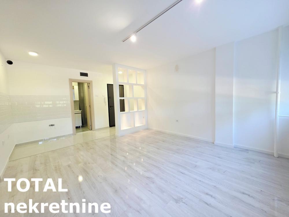 Slika 2 - Stan,NOVI SAD,LIMAN 2,kv: 39.00, € 149000, ID: 1102922