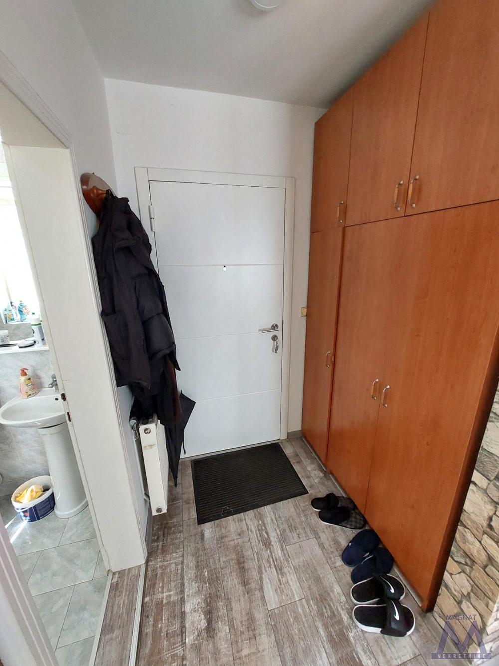 Slika 6 - Stan,NOVI SAD,CENTAR,kv: 42, € 134000, ID: 1019412