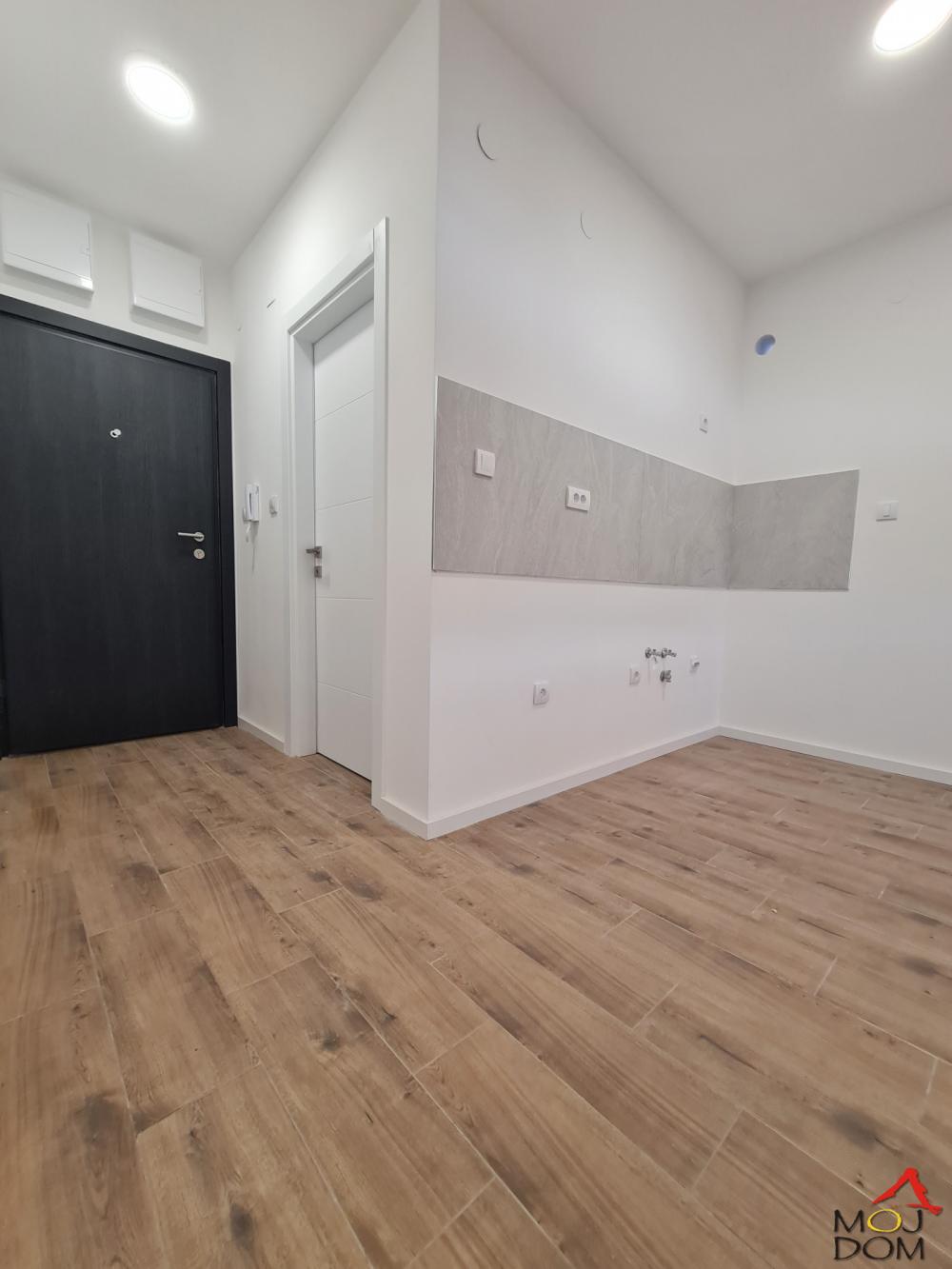 Slika 4 - Stan,NOVI SAD,VIDOVDANSKO NASELJE,kv: 26, € 64890, ID: 1032534
