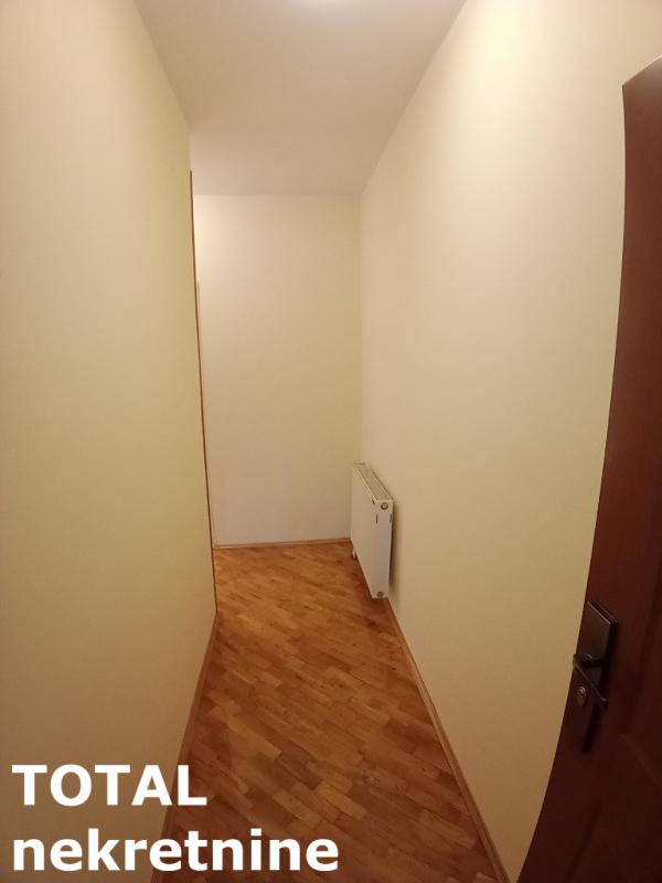 Slika 10 - Stan,NOVI SAD,ADICE,kv: 38.00, € 95000, ID: 1102819