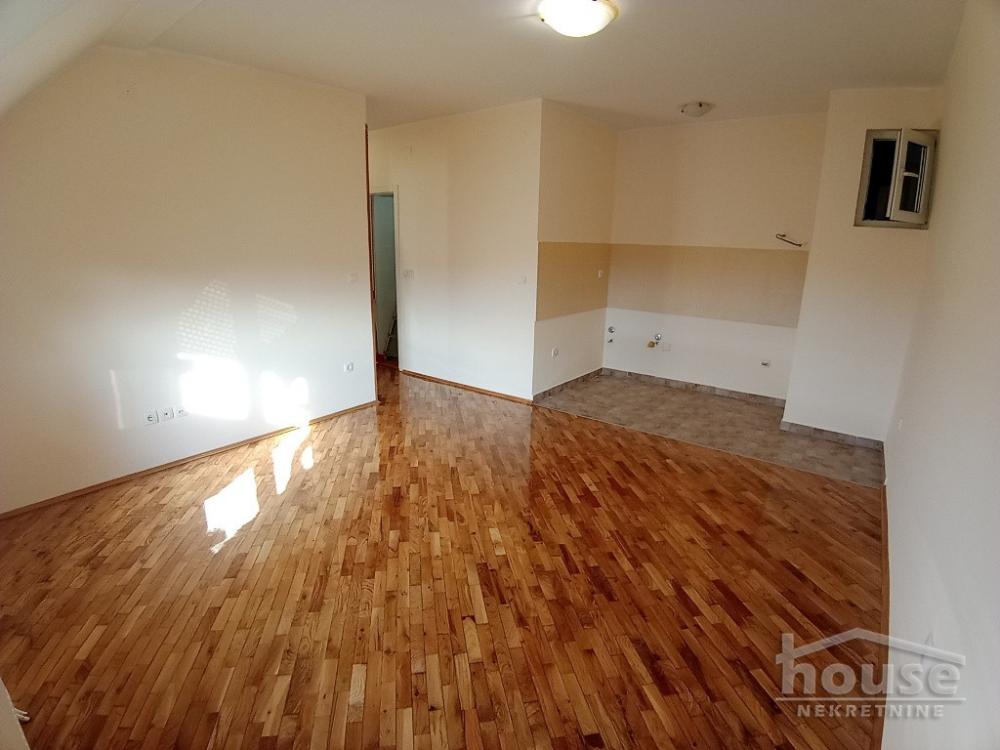 Slika 2 - Stan,NOVI SAD,ADICE,kv: 38.00, € 95000, ID: 1065973