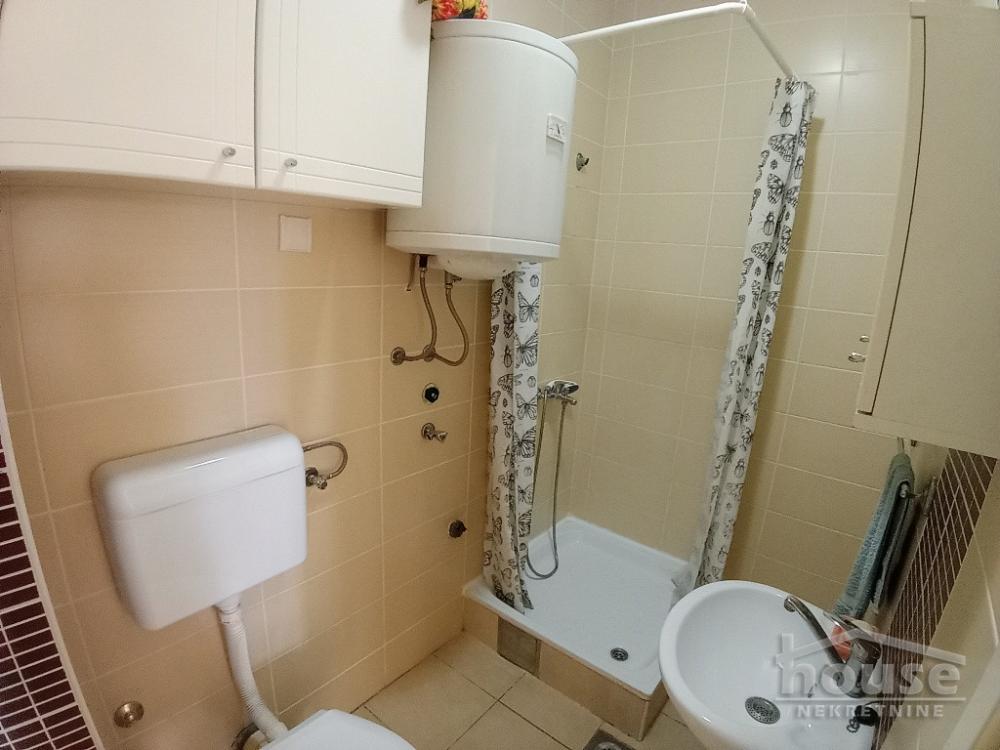 Slika 10 - Stan,NOVI SAD,ADICE,kv: 38.00, € 95000, ID: 1065973