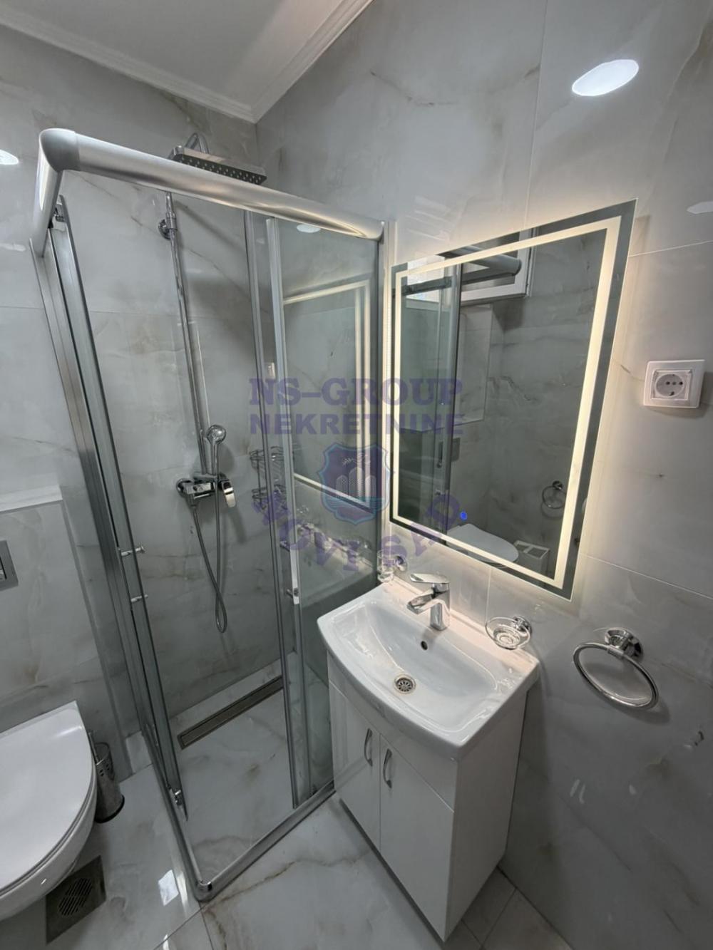Slika 9 - Jednoiposoban, 32m2, Adice Novi Sad