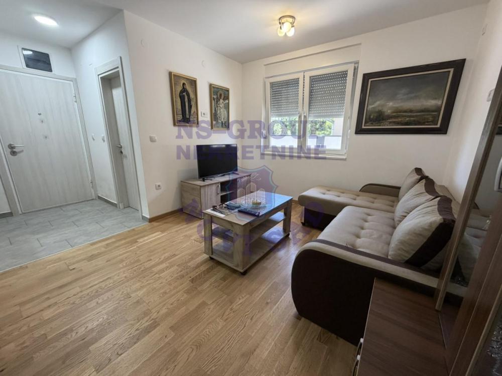 Slika 1 - Jednoiposoban, 32m2, Adice Novi Sad