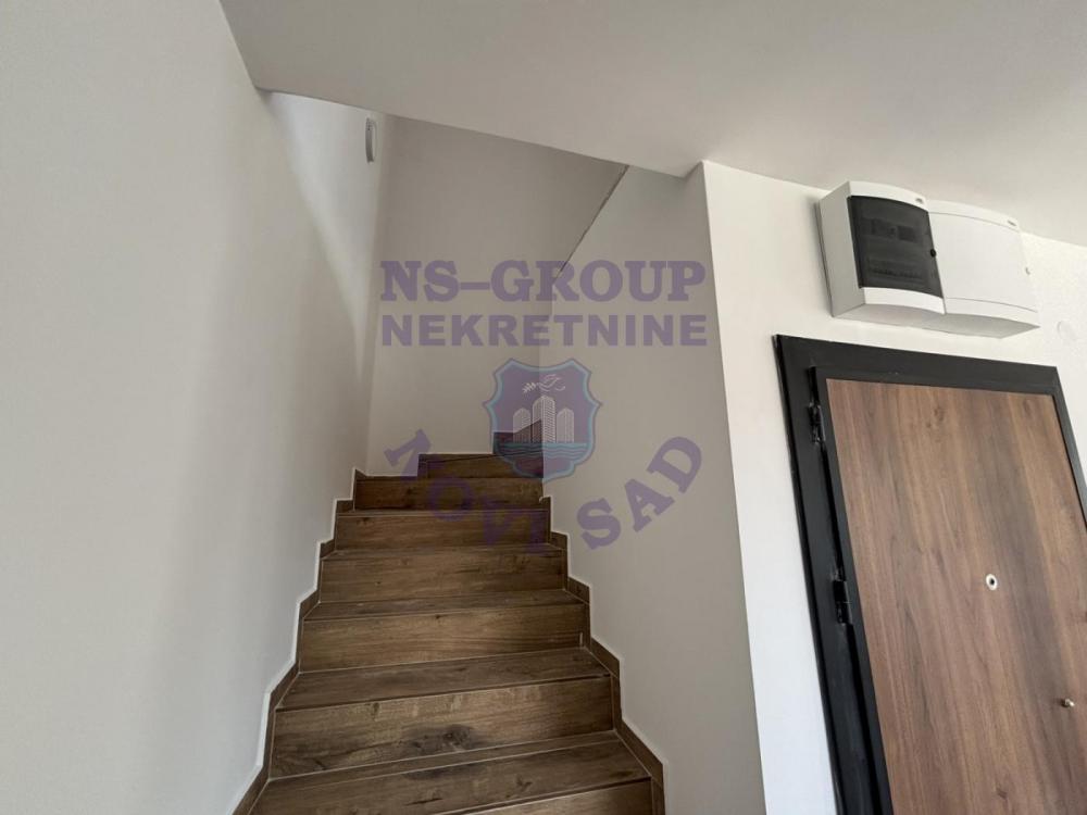 Slika 2 - Troiposoban, 76m2, Veternik Novi Sad, sa terasom