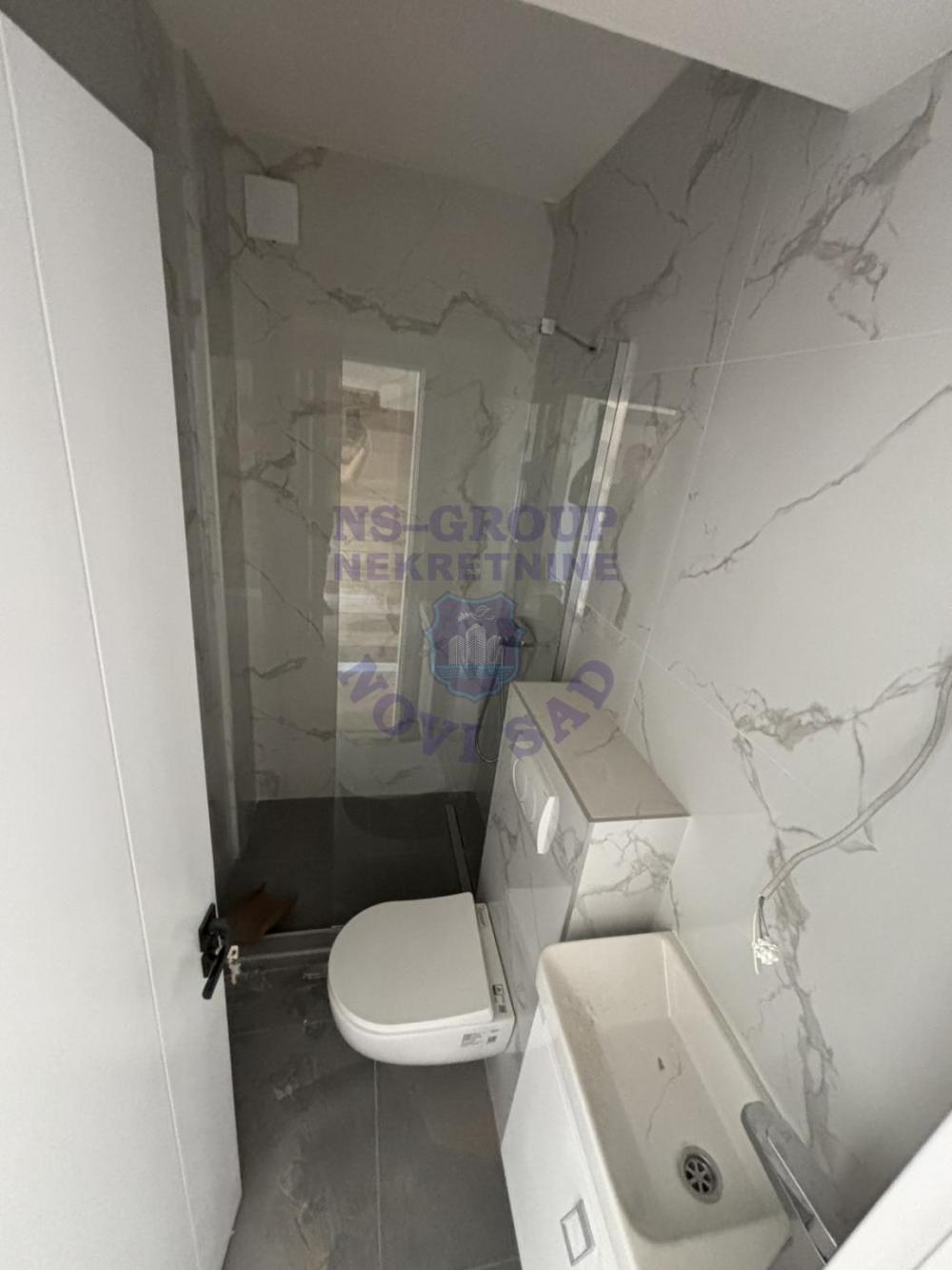 Slika 8 - Troiposoban, 76m2, Veternik Novi Sad, sa terasom