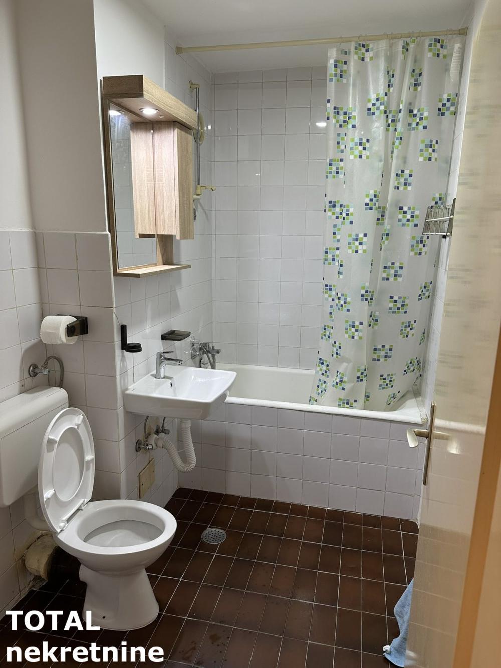 Slika 8 - Stan,NOVI SAD,NOVO NASELJE ŠONSI,kv: 27.00, € 81000, ID: 1102878