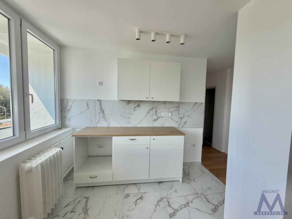 Slika 4 - Stan,NOVI SAD,LIMAN 3,kv: 52, € 190550, ID: 1019414