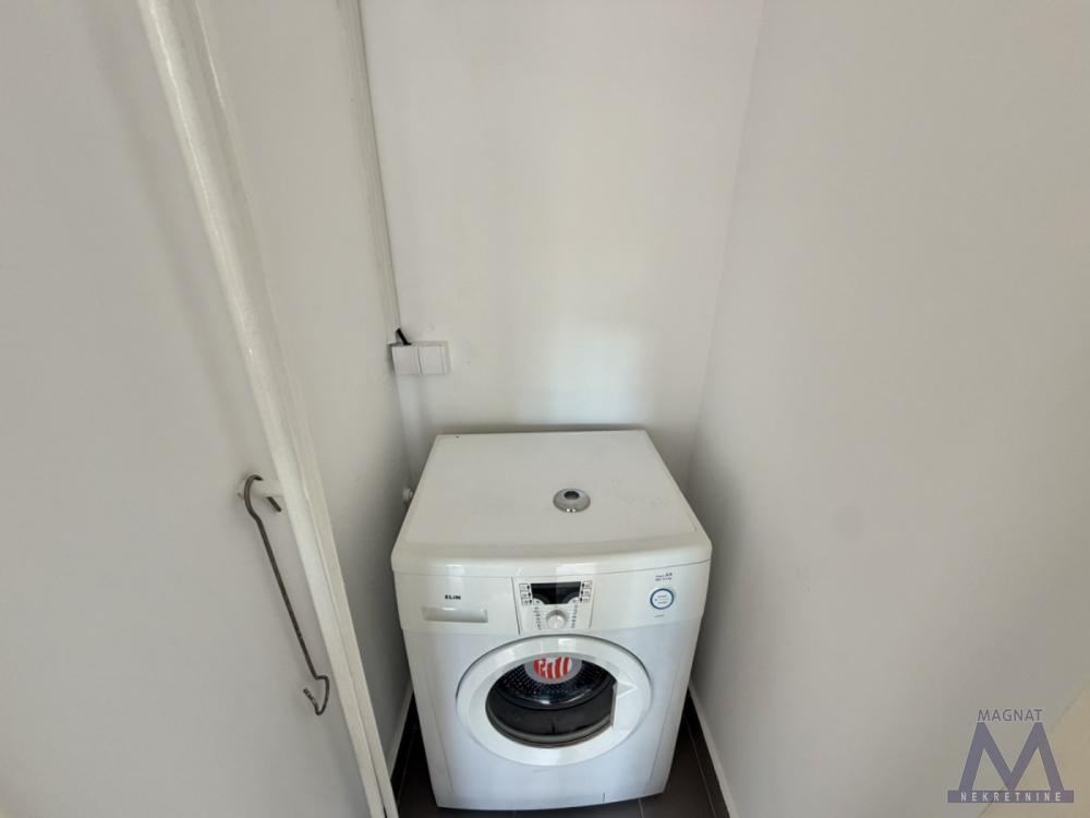 Slika 10 - Stan,NOVI SAD,LIMAN 3,kv: 52, € 190550, ID: 1019414