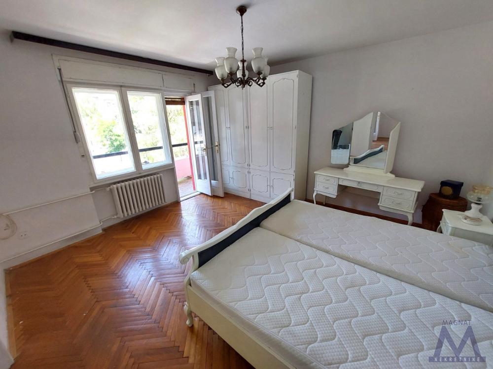 Slika 8 - Stan,NOVI SAD,CENTAR,kv: 105, € 257500, ID: 1019413