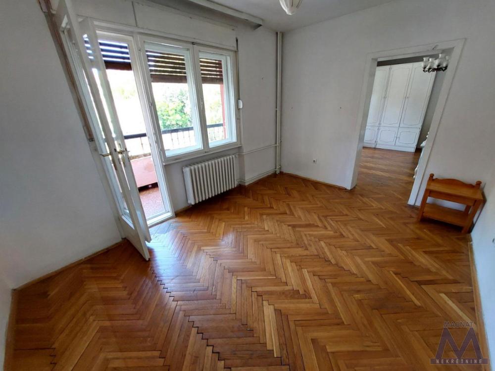 Slika 9 - Stan,NOVI SAD,CENTAR,kv: 105, € 257500, ID: 1019413