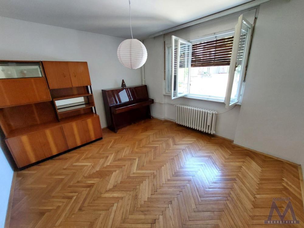 Slika 11 - Stan,NOVI SAD,CENTAR,kv: 105, € 257500, ID: 1019413