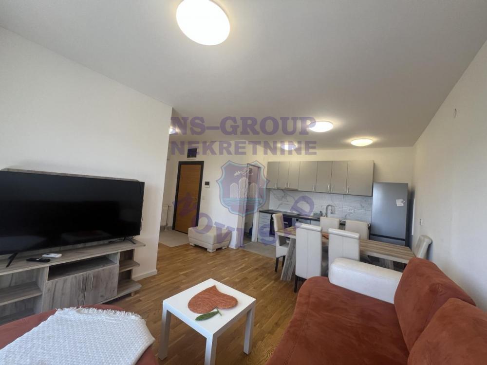 Slika 2 - Odličan trosoban stan na Novom Naselju
