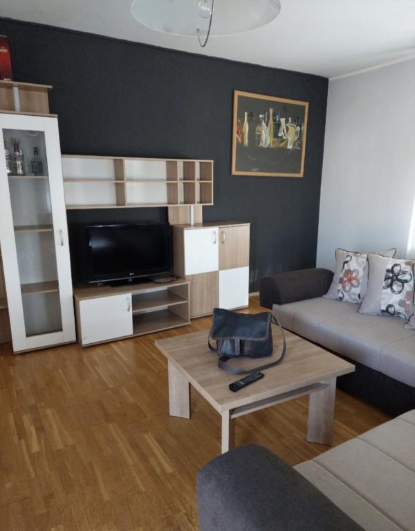 Slika 1 - Stan,NOVI SAD,NOVA DETELINARA,kv: 75.50, € 164800, ID: 1056408