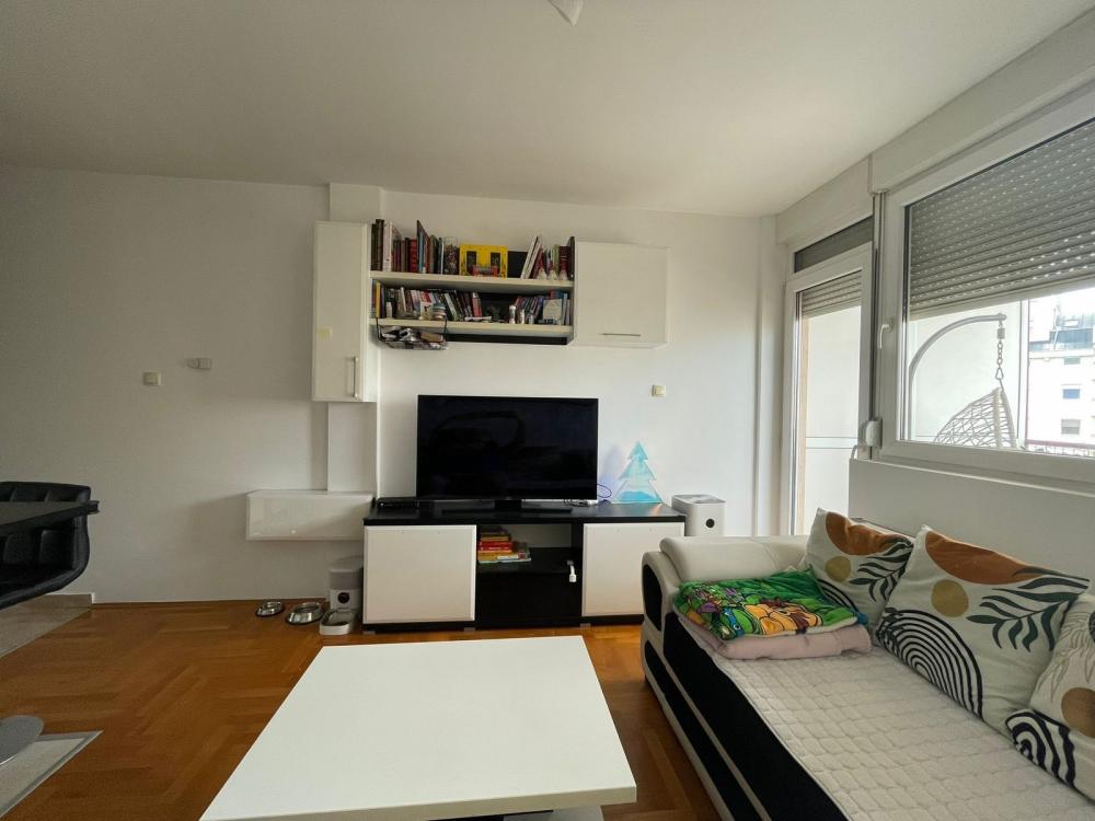 Slika 2 - Stan,NOVI SAD,NOVI BULEVAR,kv: 61.00, € 159650, ID: 1059466