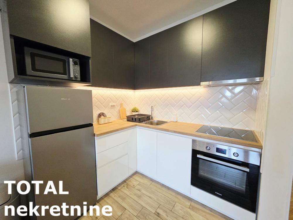 Slika 4 - Stan,NOVI SAD,BULEVAR EVROPE,kv: 48.00, € 149900, ID: 1102923