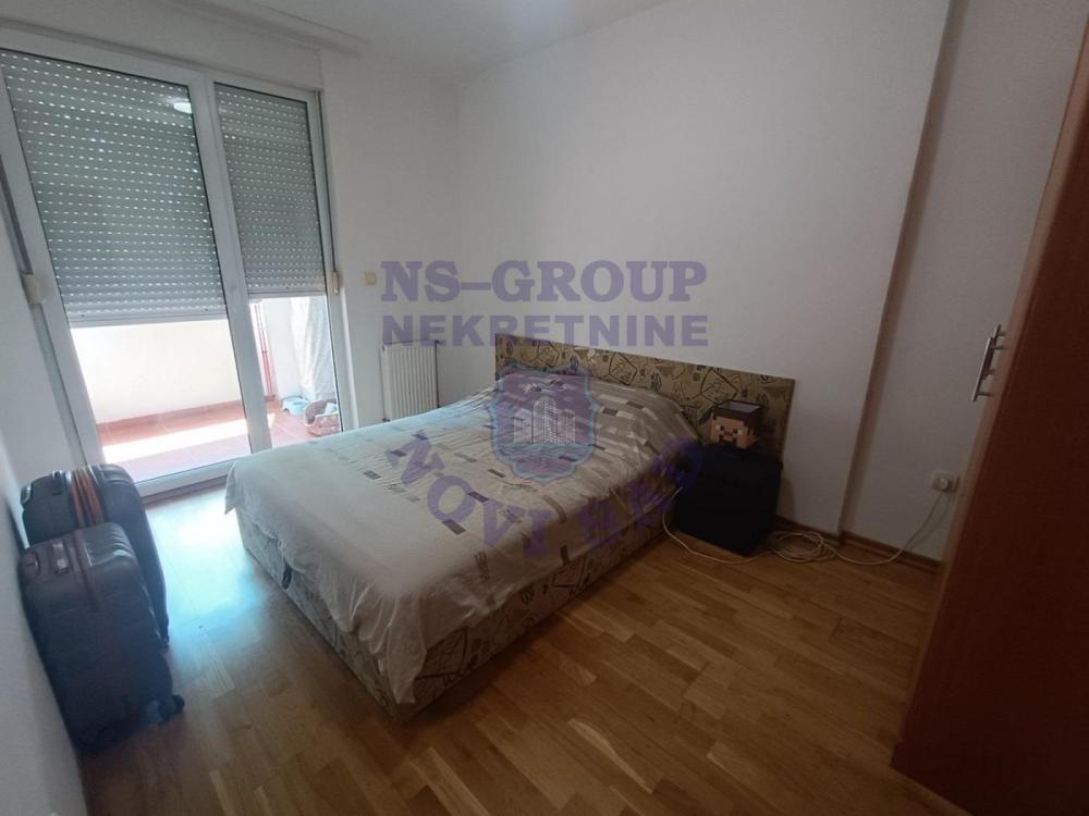 Slika 9 - Dvosoban, 43m2, Novi Sad centar Novi Sad, sa terasom, ima lift