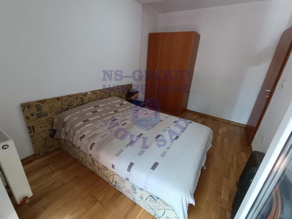 Slika 8 - Dvosoban, 43m2, Novi Sad centar Novi Sad, sa terasom, ima lift