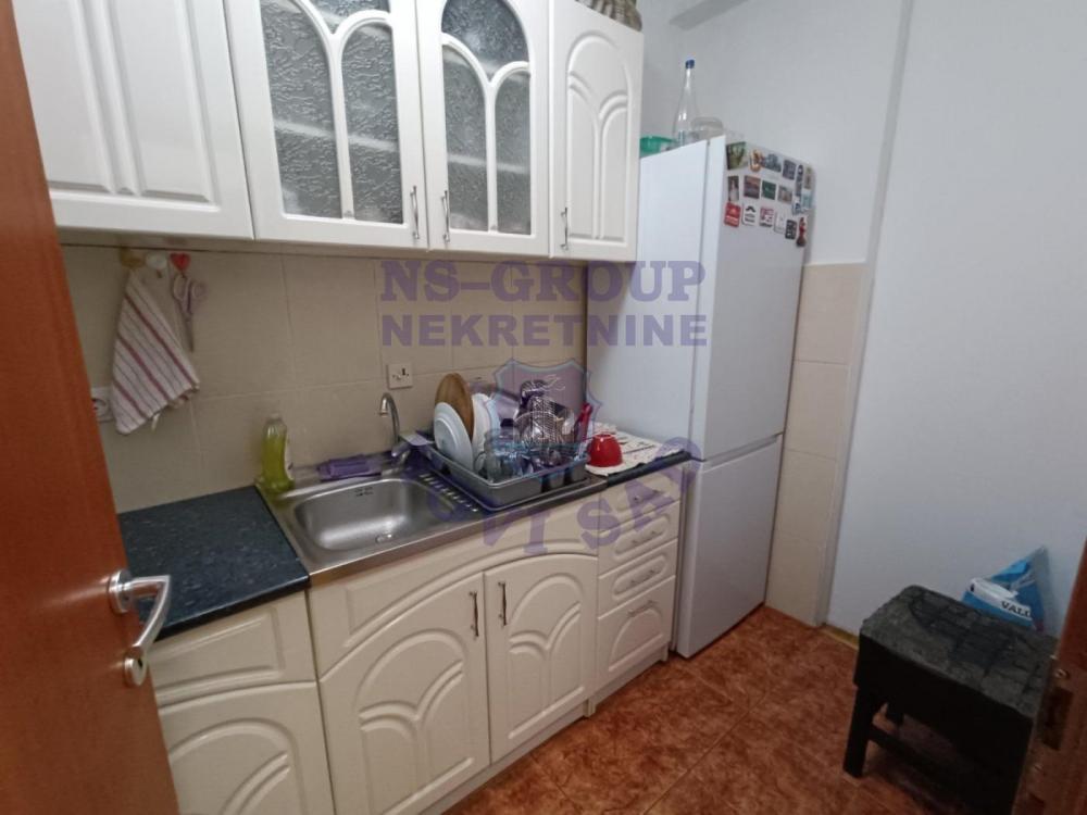 Slika 6 - Dvosoban, 43m2, Novi Sad centar Novi Sad, sa terasom, ima lift