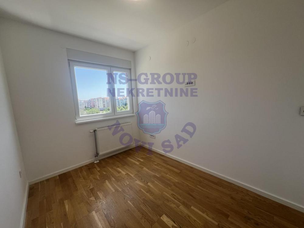 Slika 5 - 575198-Trosoban sa garaznim mestom!!!