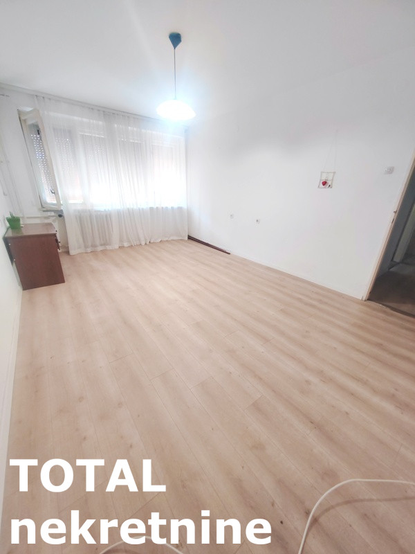 Slika 4 - Stan,NOVI SAD,STANICA,kv: 53.00, € 115000, ID: 1102611